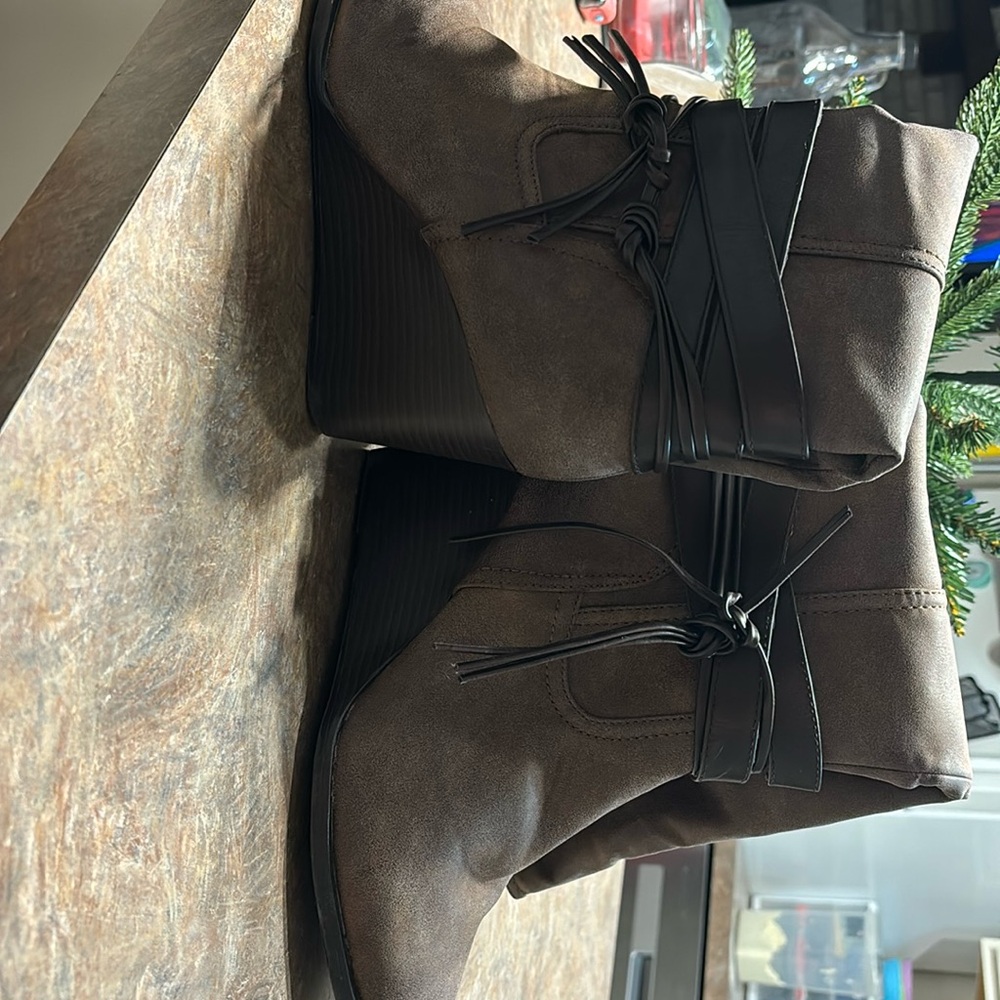 Brown wedged boots